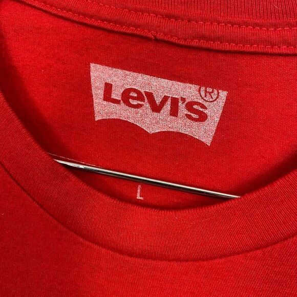Levi Strauss Co Men Graphic T-Shirt Short Sleeves Red - Picture 3 of 3